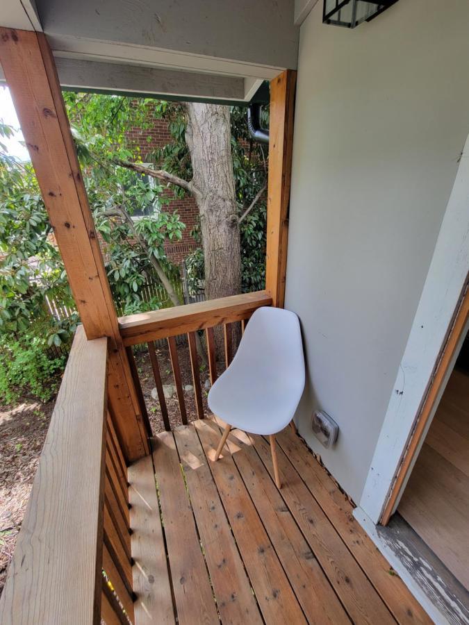 Villa Modern Craftsman Garden Patio In Georgetown Seattle Exterior foto