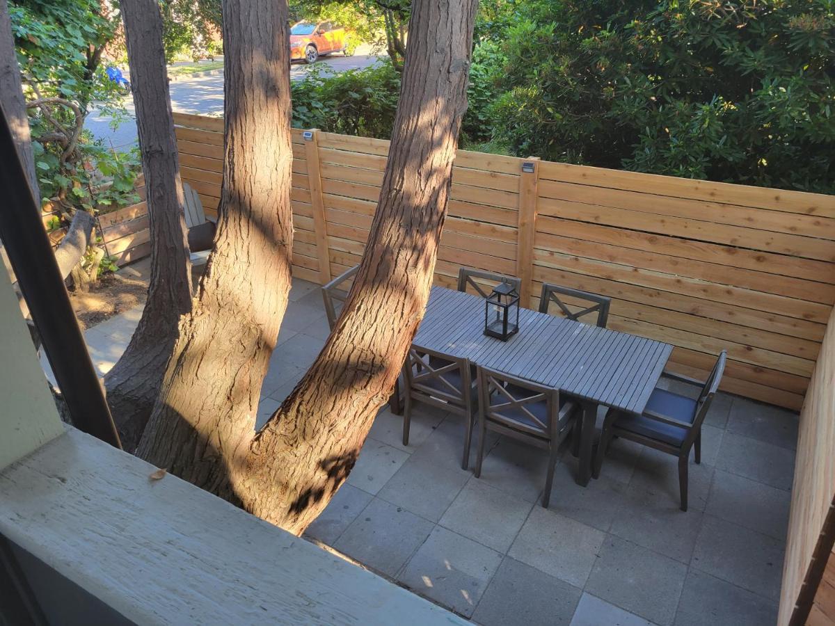 Villa Modern Craftsman Garden Patio In Georgetown Seattle Exterior foto
